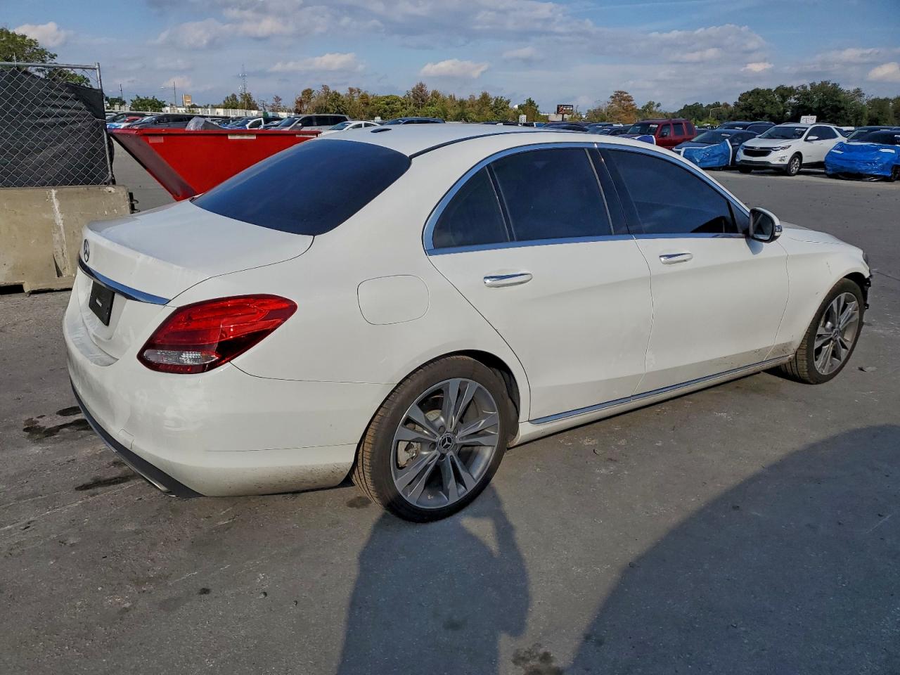 Mercedes-Benz C-Class 300 Image 2