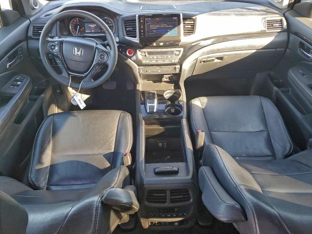 Honda Pilot Touring Image 9