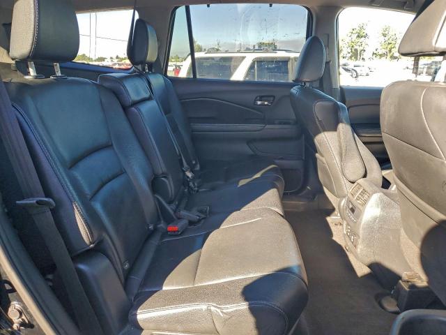 Honda Pilot Touring Image 7