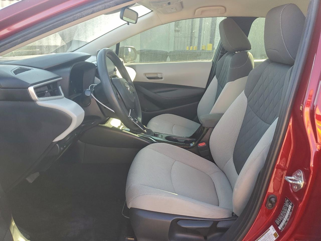 Toyota Corolla Le Image 10