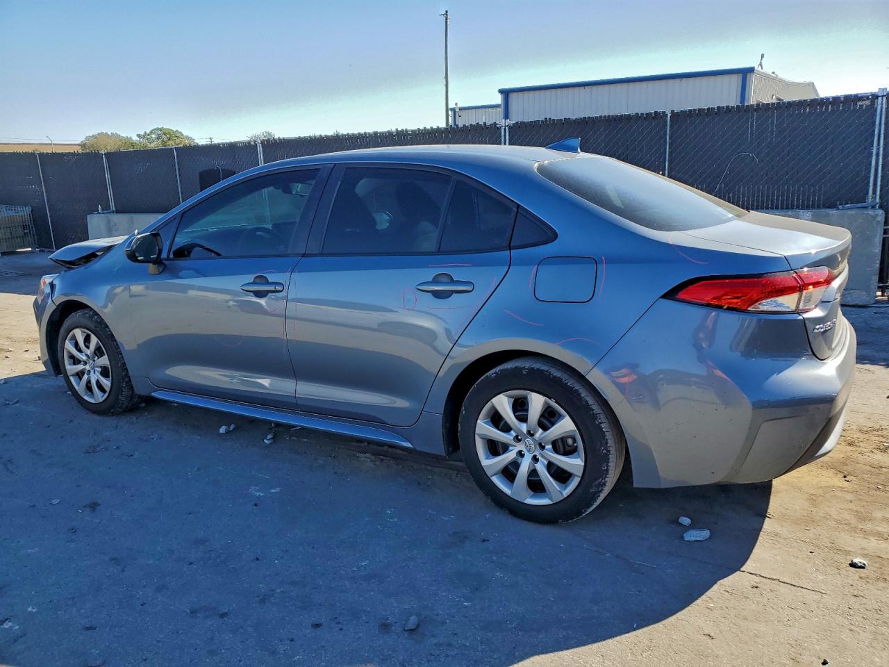 Toyota Corolla Le Image 3