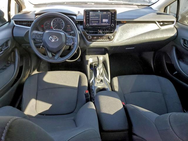 Toyota Corolla Le Image 5