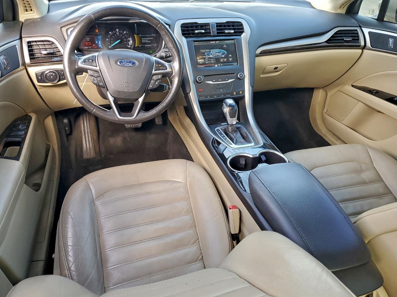 Ford Fusion Se Hybrid Image 9