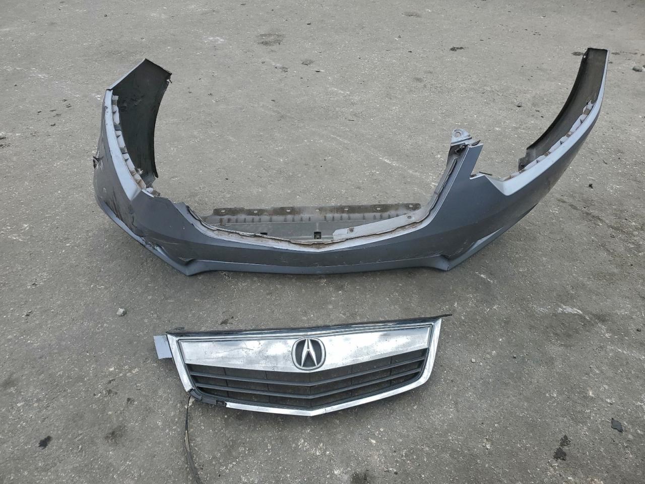 Acura TSX Image 11