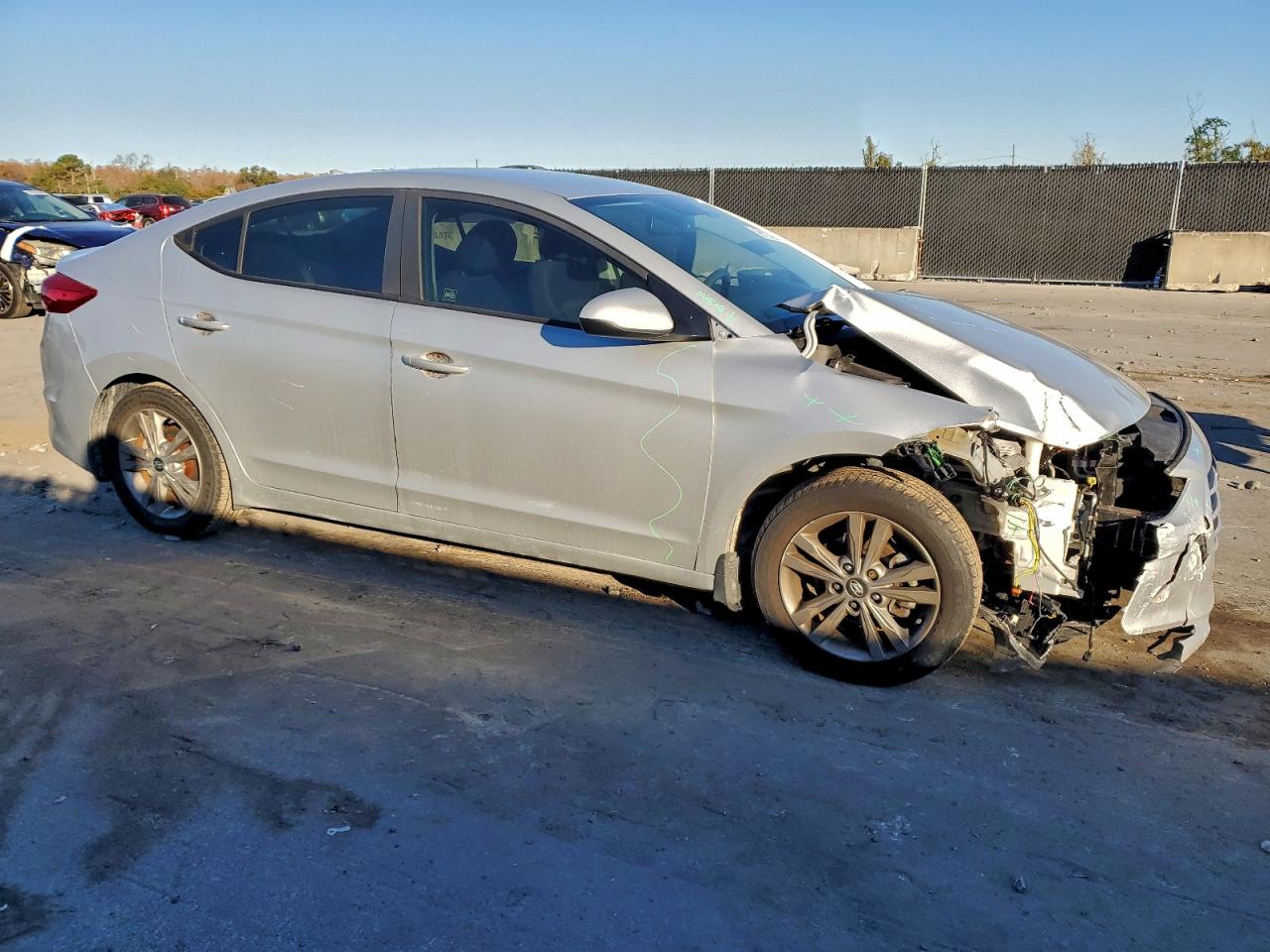 Hyundai ELANTRA Sel Image 5