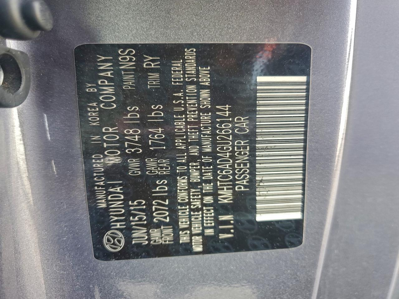 Hyundai VELOSTER Image 12