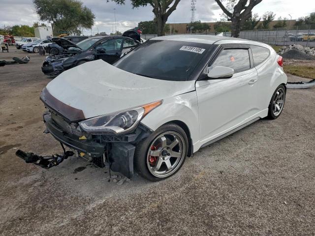  Salvage Hyundai VELOSTER