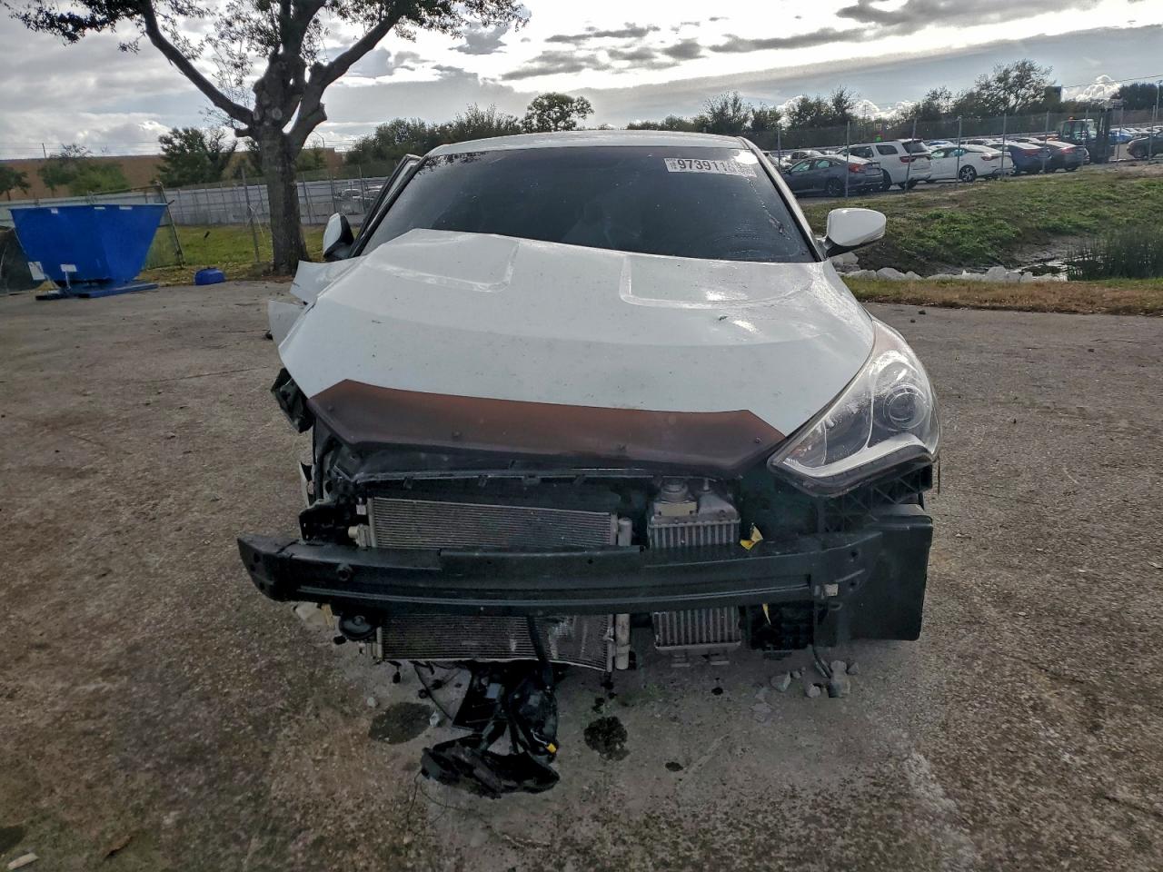 Hyundai VELOSTER Turbo Image 4