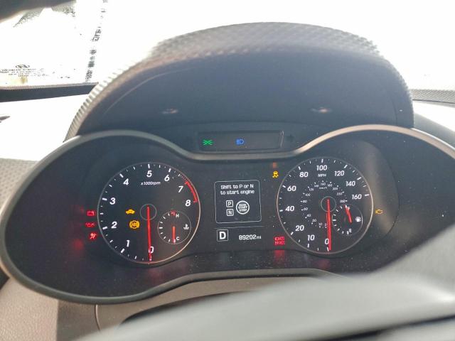 Hyundai VELOSTER Turbo Image 9