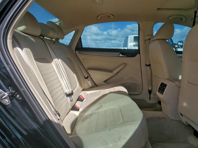 Volkswagen Passat Se Image 9