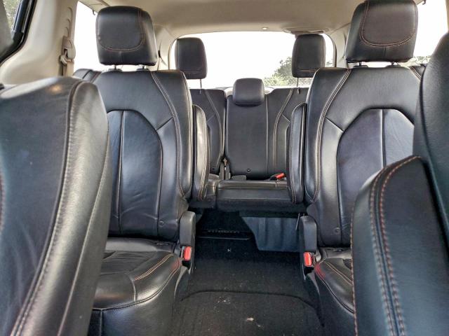 Chrysler Pacifica Touring L Image 9