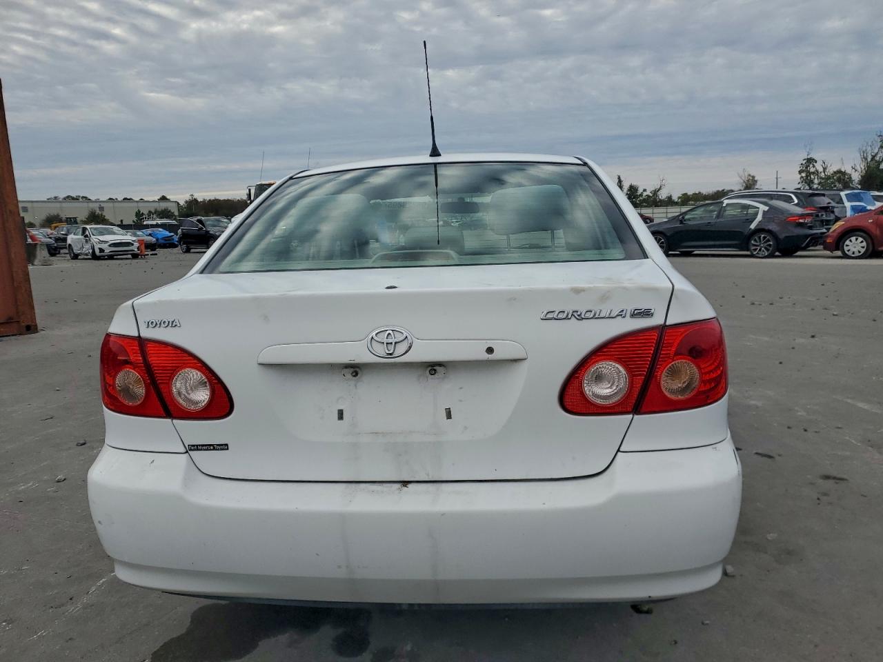 Toyota Corolla Ce Image 7