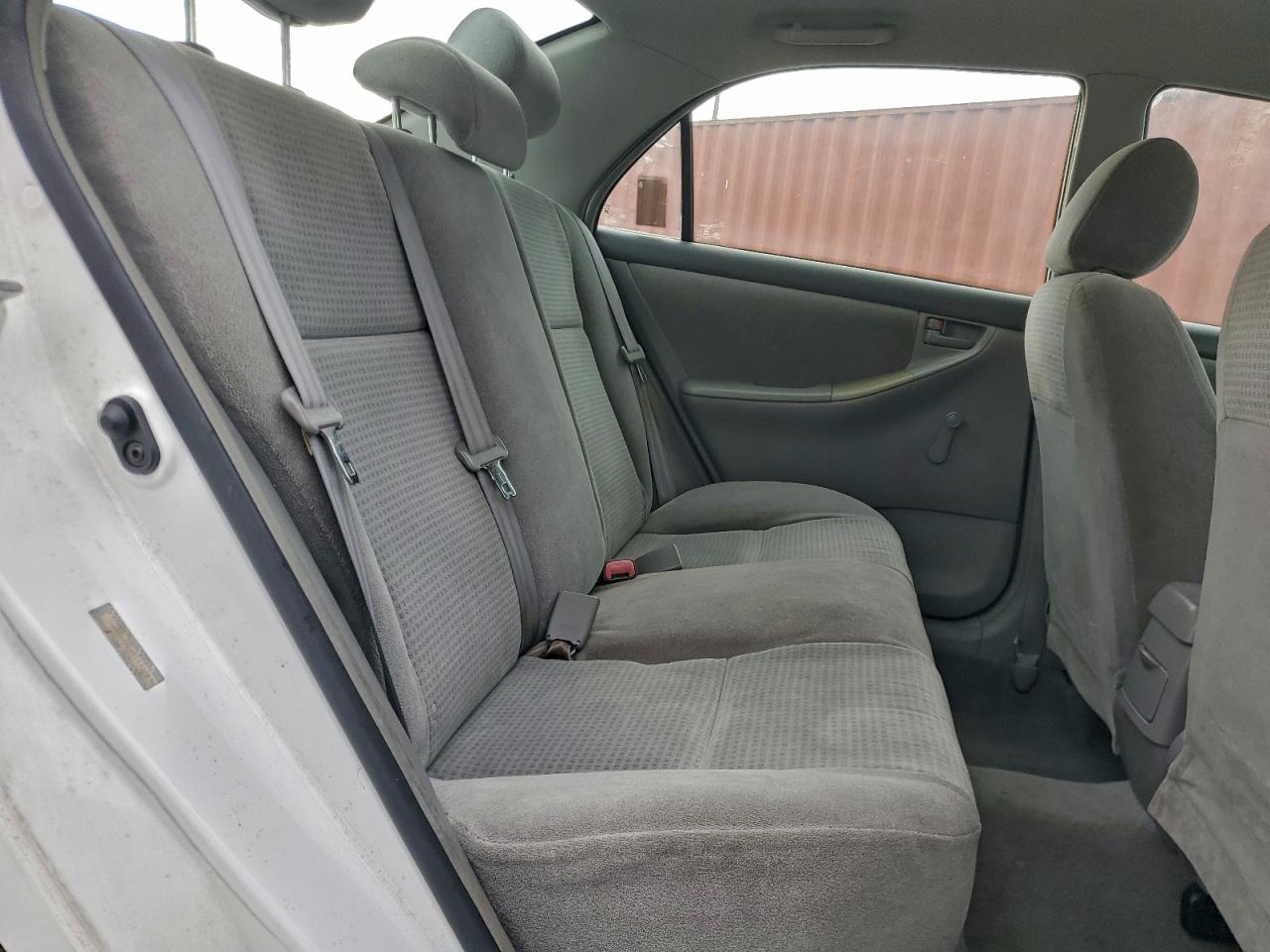 Toyota Corolla Ce Image 10