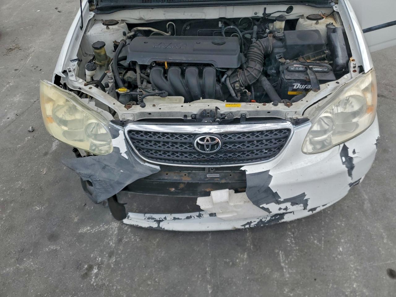 Toyota Corolla Ce Image 12