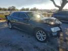Chrysler 300 Limited Image 4