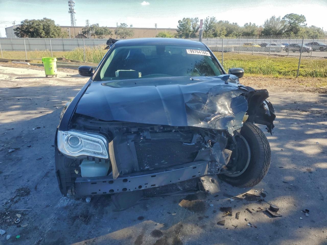 Chrysler 300 Limited Image 6