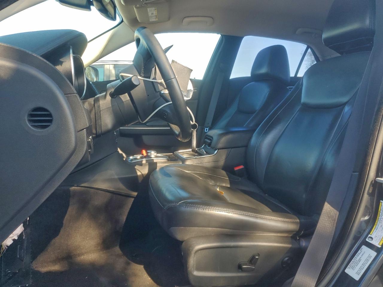 Chrysler 300 Limited Image 7