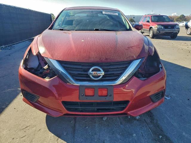 Nissan Altima 2.5 Image 3