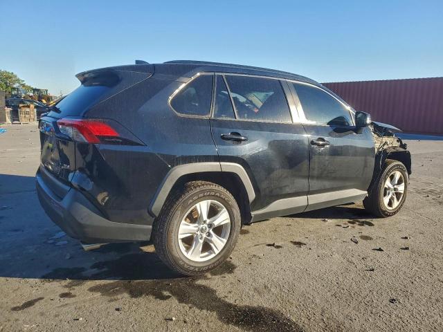 Toyota RAV4 Xle Image 14