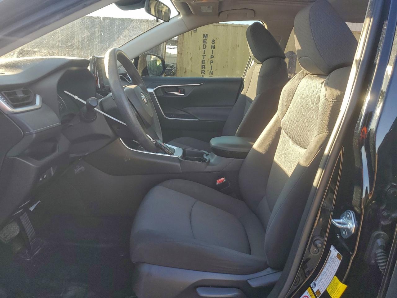 Toyota RAV4 Xle Image 5