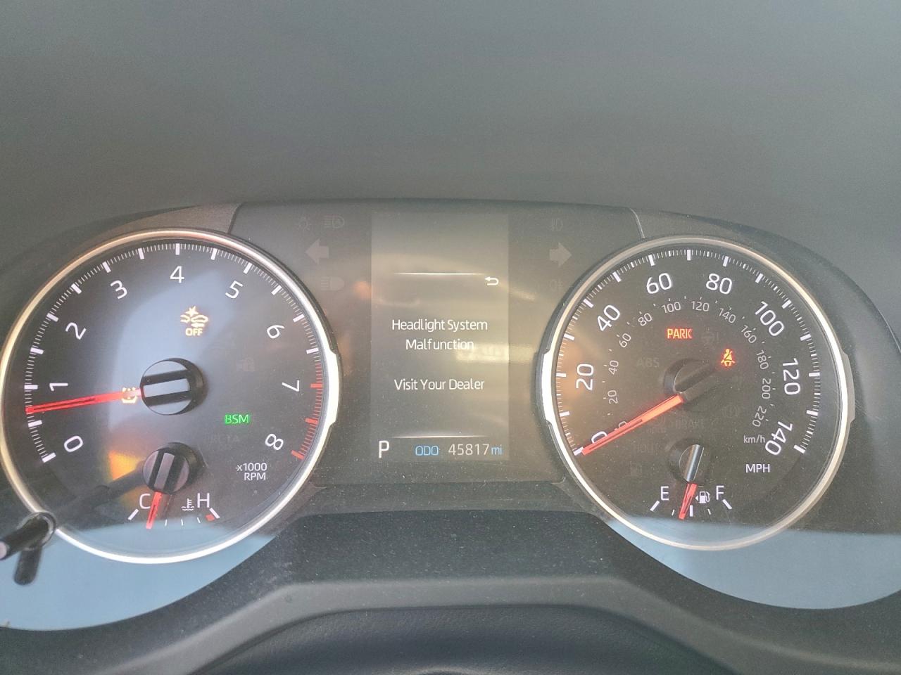 Toyota RAV4 Xle Image 10