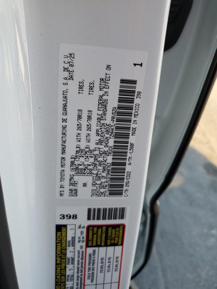 Toyota Tacoma Double Cab Image 5