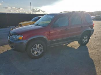  Salvage Ford Escape