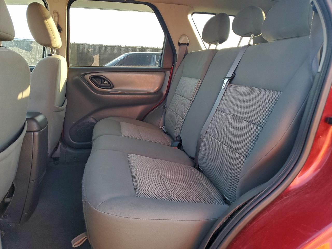 Ford Escape Xlt Image 10