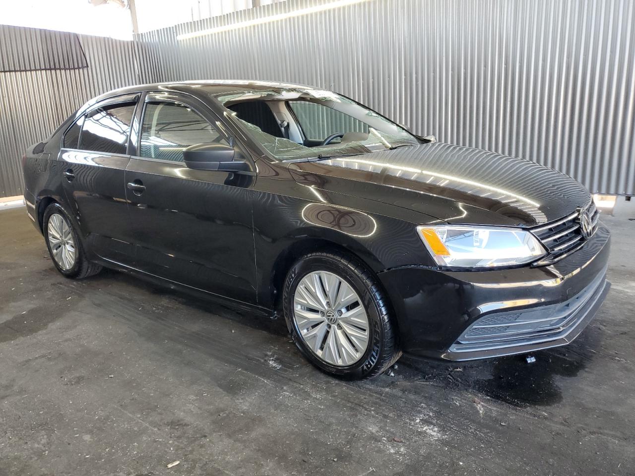 Volkswagen Jetta S Image 2