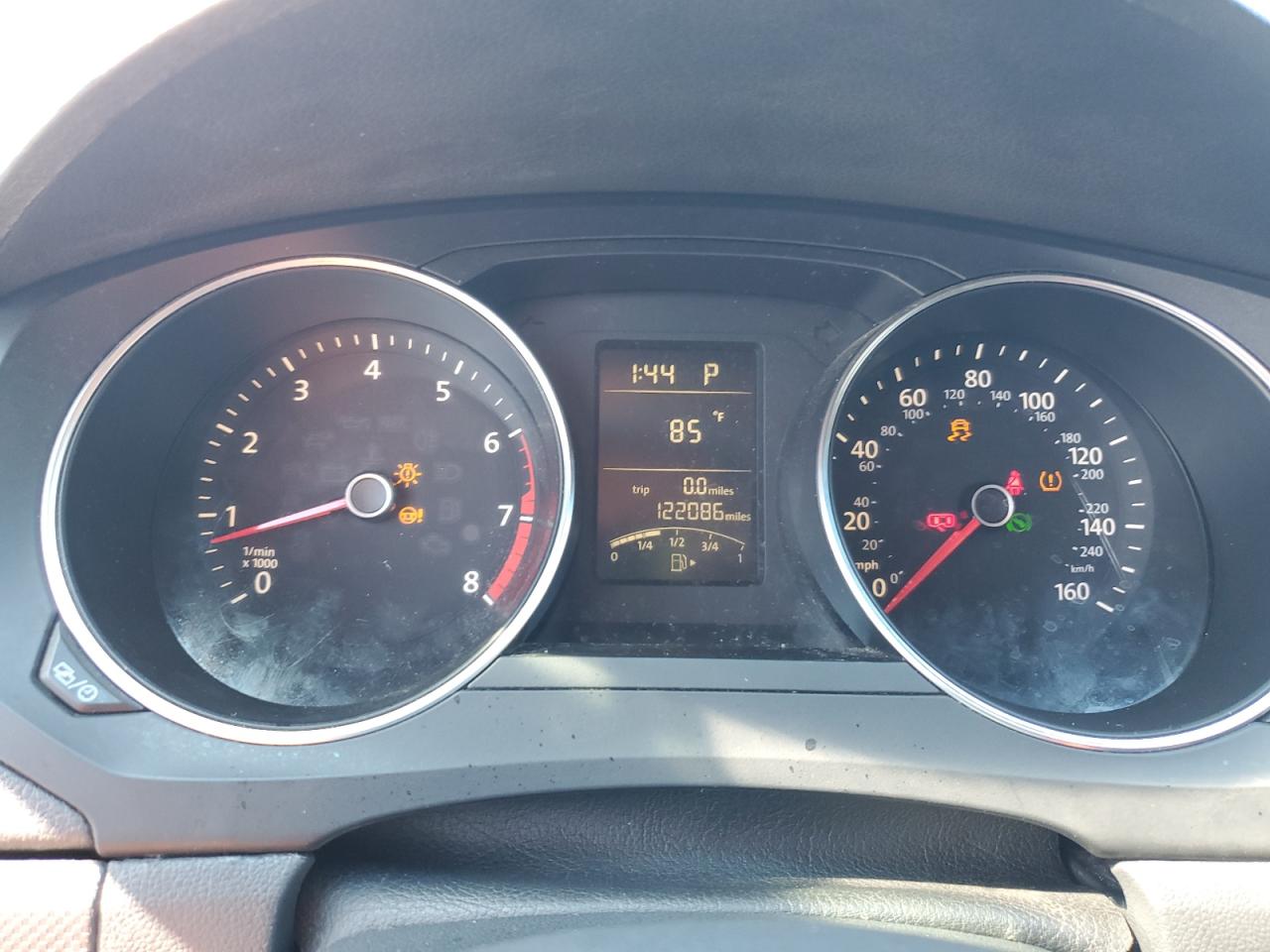 Volkswagen Jetta S Image 9