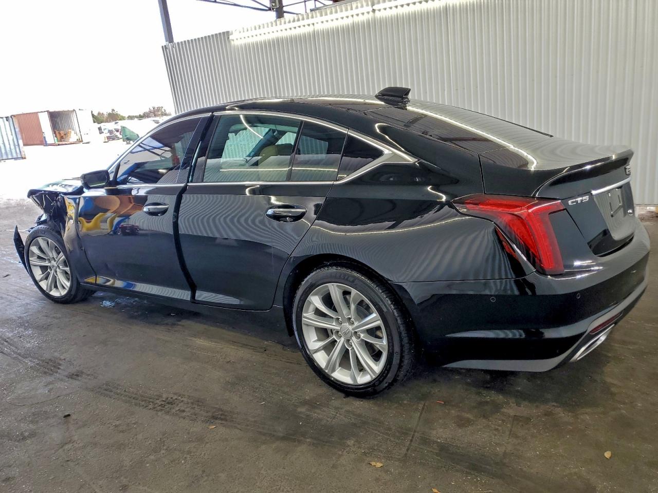 Cadillac CT5 Premium Luxury Image 2