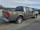 Nissan Frontier Crew Cab Le Image 3
