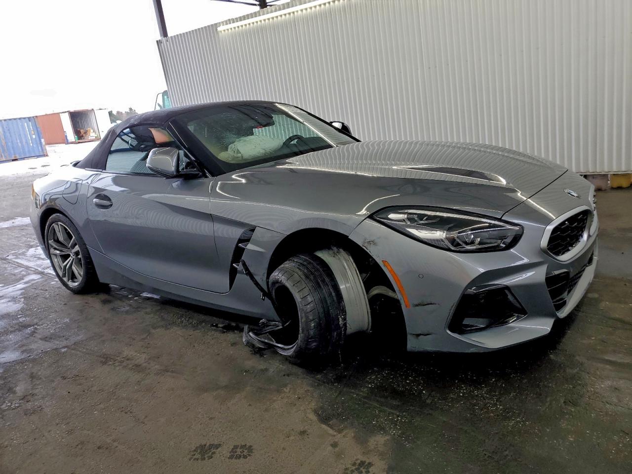 BMW Z Series Sdrive30i Image 4