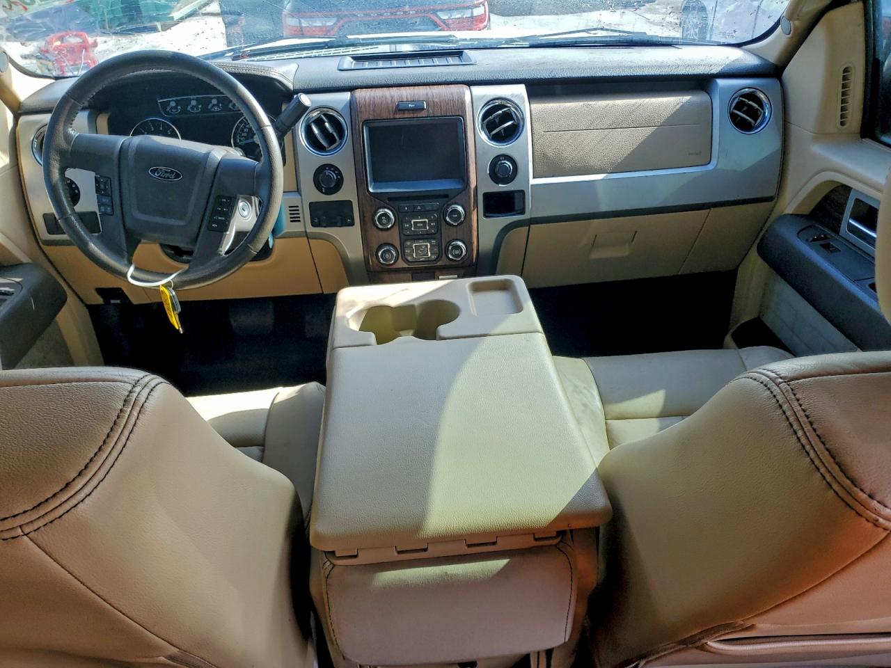 Ford F-150 Supercrew Image 6