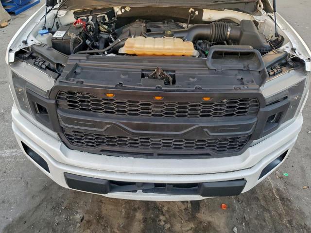 Ford F-150 Supercrew Image 13