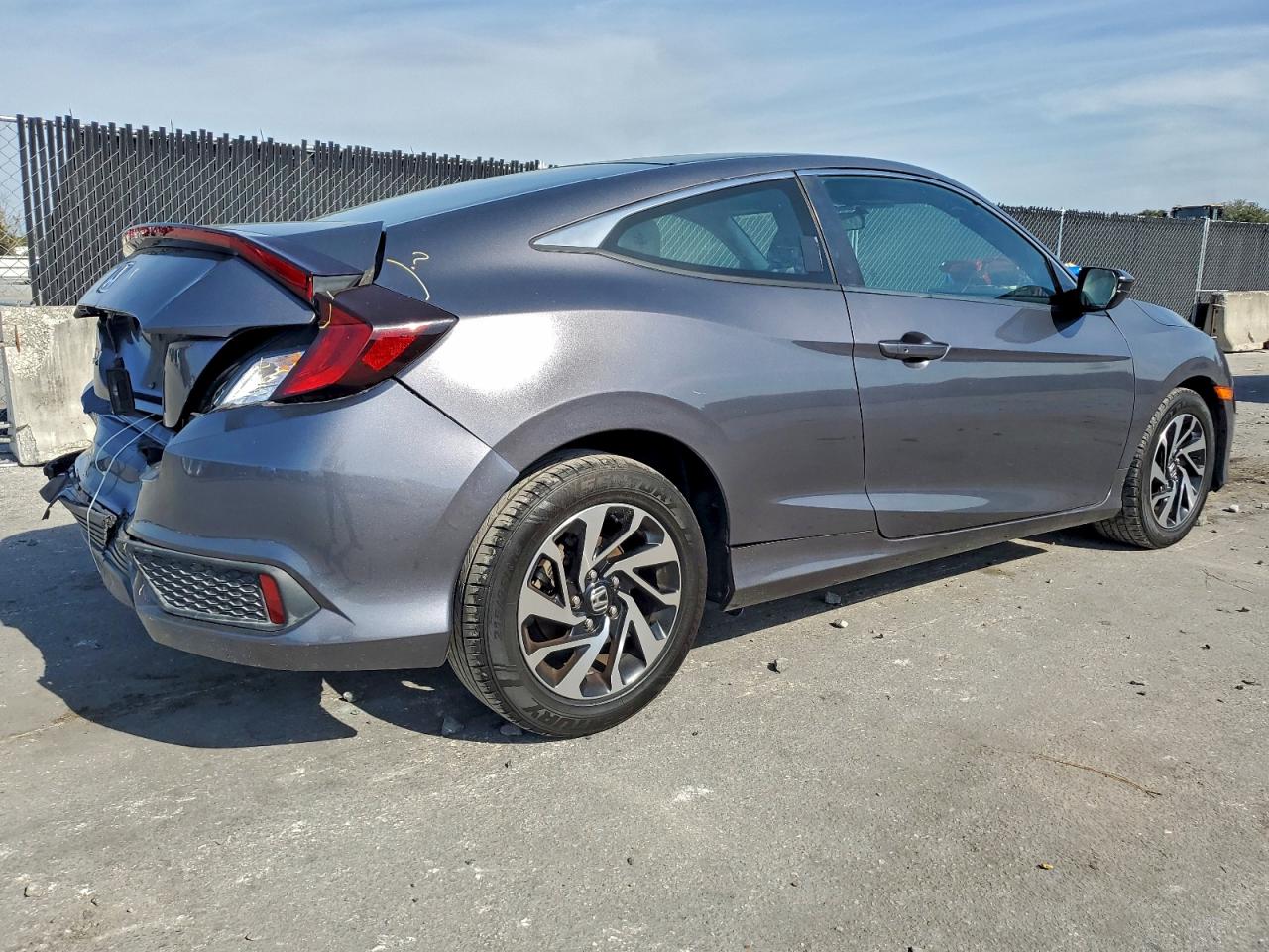 Honda Civic Lx Image 2