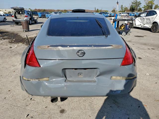 Nissan 350Z Coupe Image 12