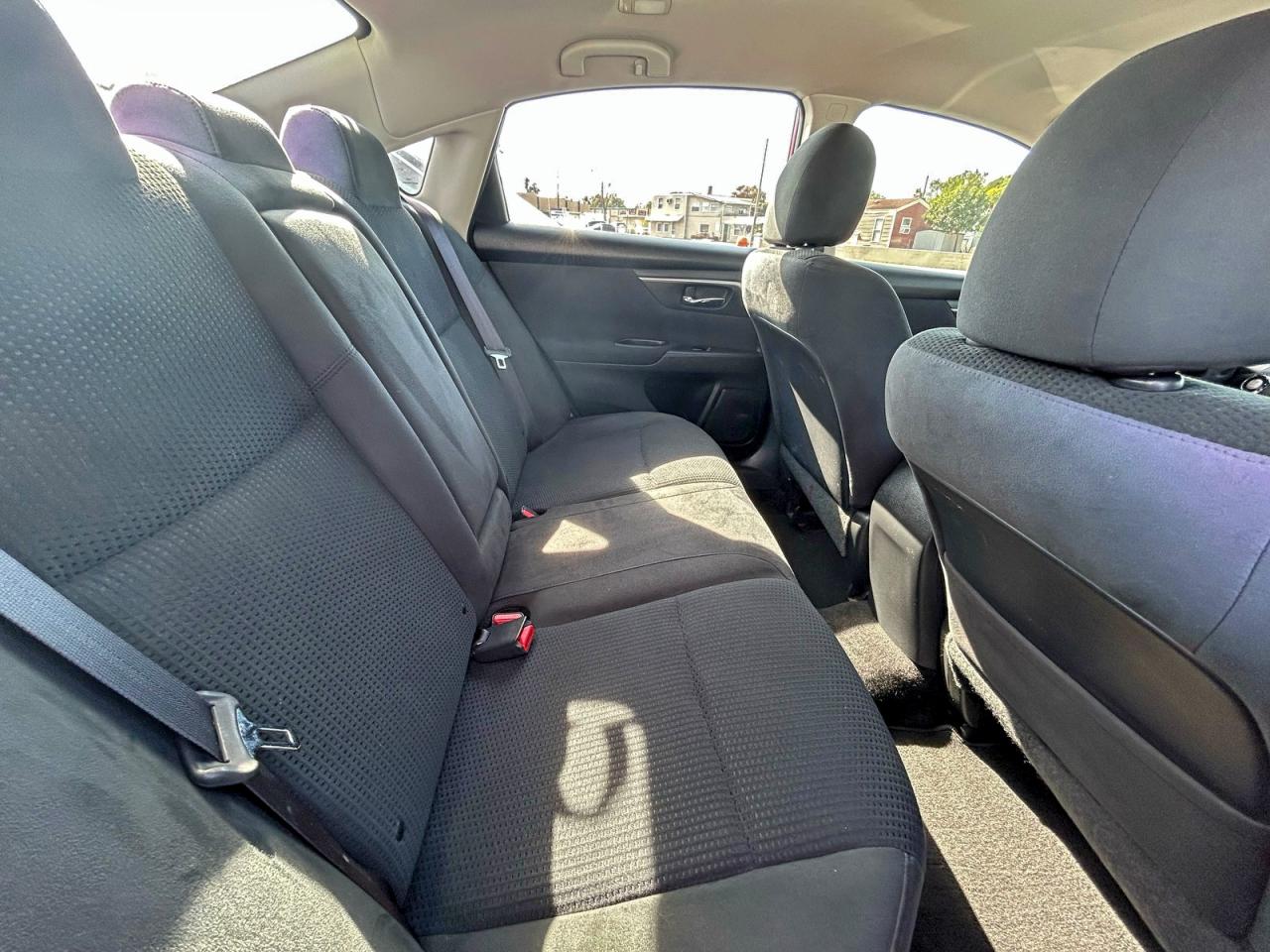 Nissan Altima 2.5 Image 7