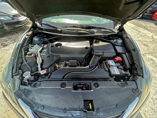 Nissan Altima 2.5 Image 7