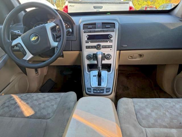 Chevrolet Equinox Ls Image 3