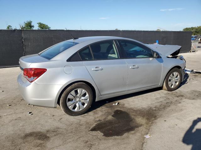 Chevrolet Cruze Ls Image 9