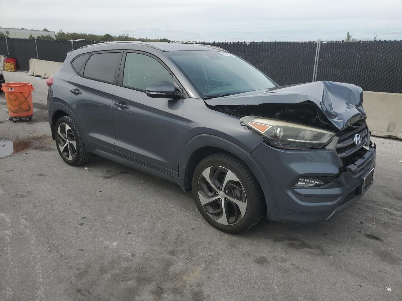 Hyundai TUCSON Limited Image 5