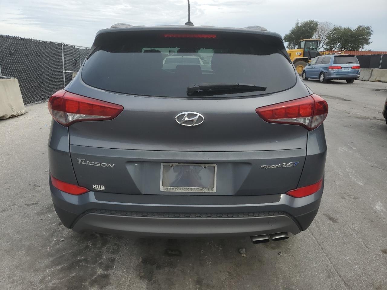 Hyundai TUCSON Limited Image 13