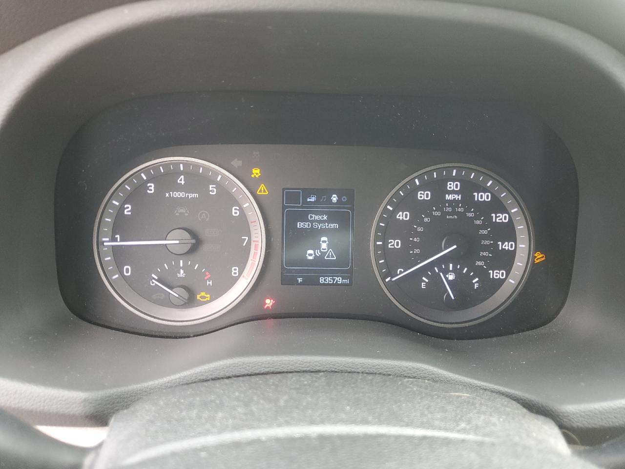 Hyundai TUCSON Limited Image 12