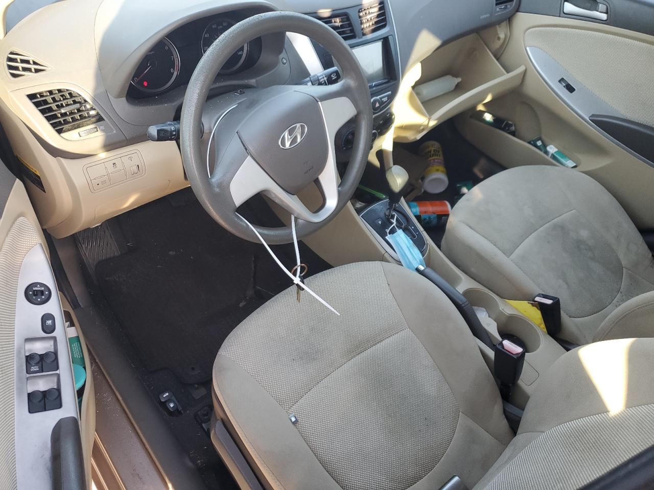 Hyundai ACCENT Gls Image 7