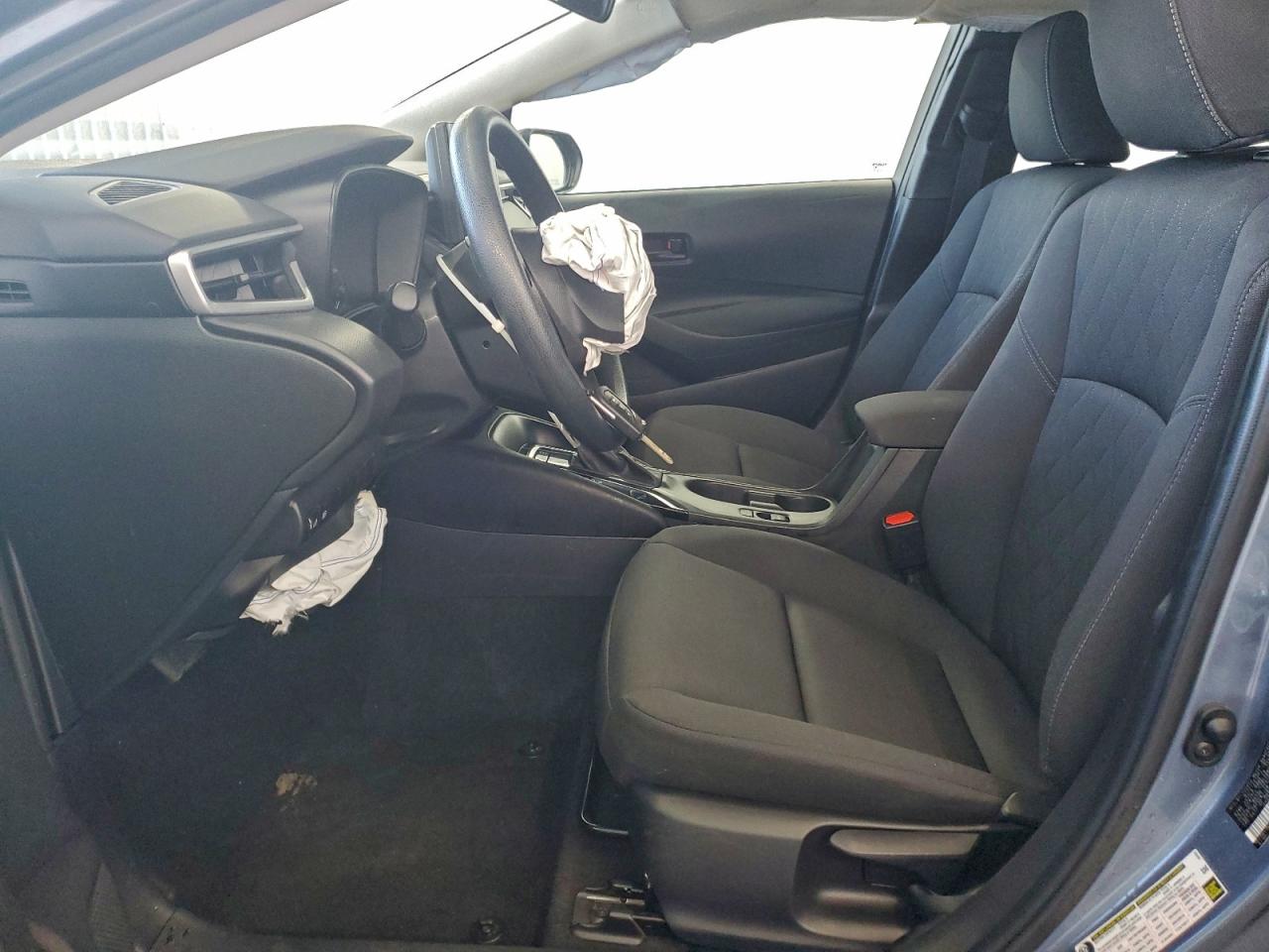 Toyota Corolla Le Image 6