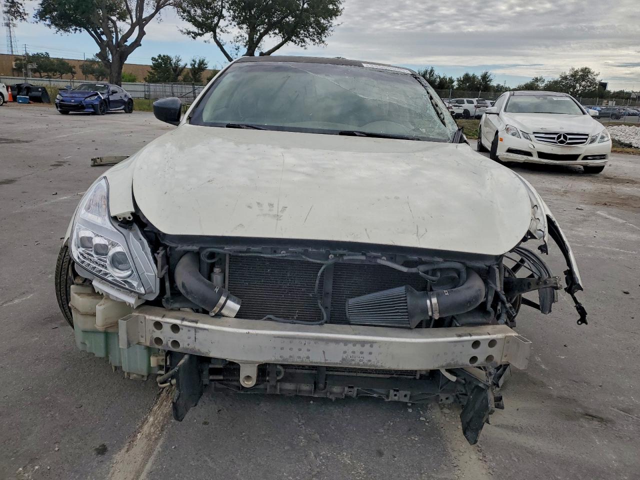 INFINITI G37 Image 6