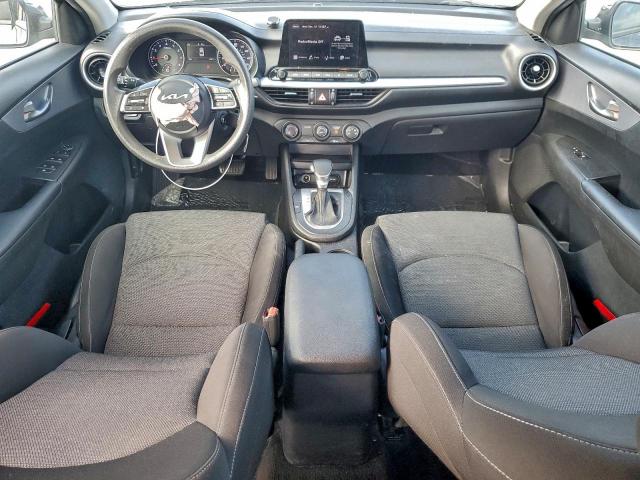 Kia Forte Fe Image 11