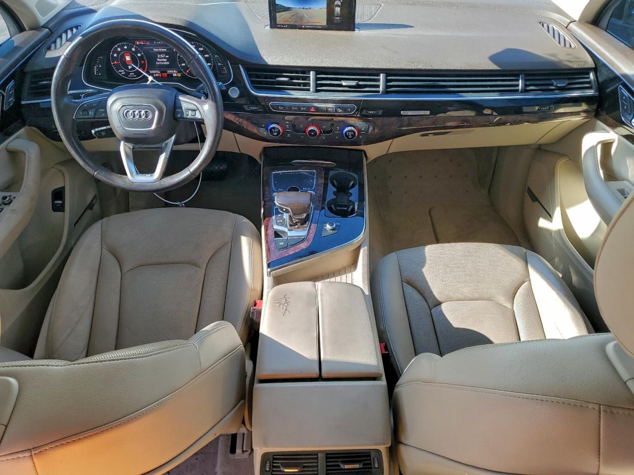 Audi Q7 Premium Plus Image 11