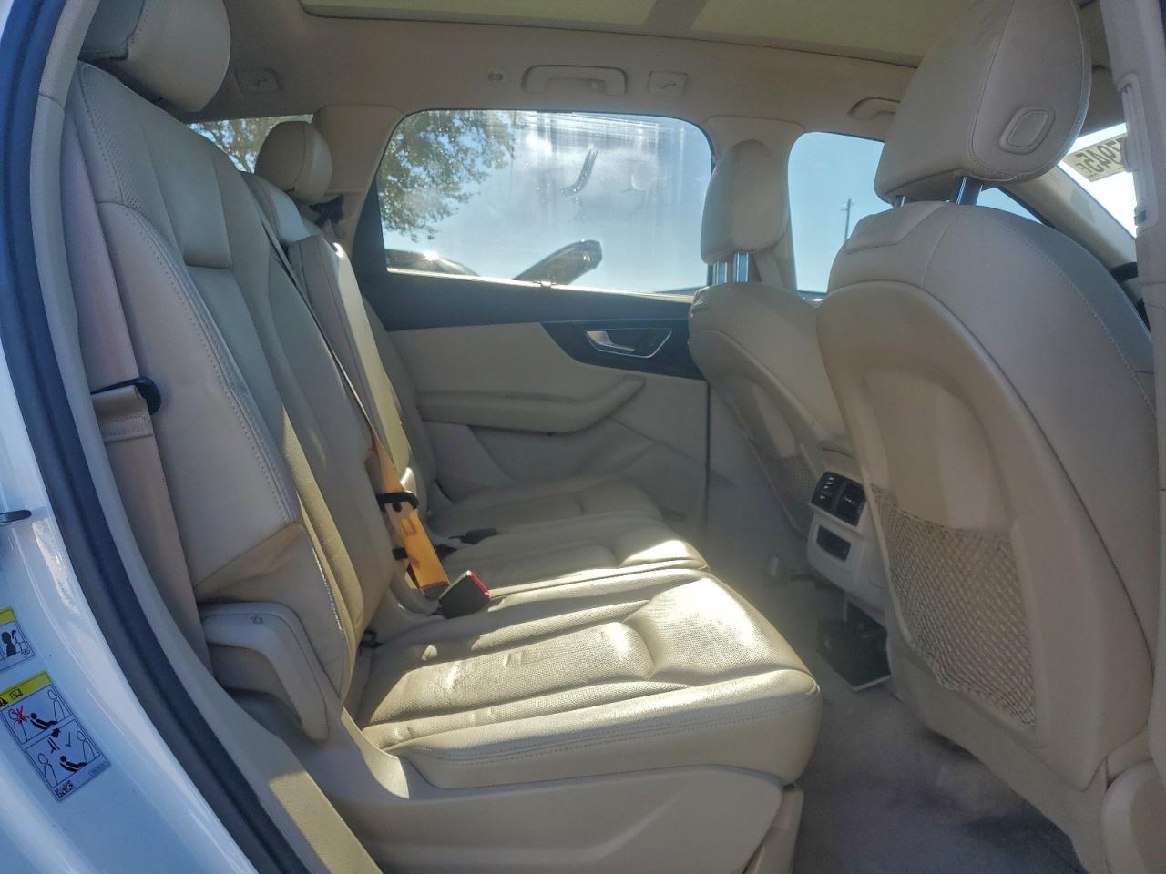 Audi Q7 Premium Plus Image 7